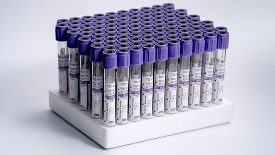 K3 EDTA φιαλίδια 3ml 13*75mm δειγμάτων αίματος κενός σωλήνας γυαλιού με το εμπορικό σήμα cOem